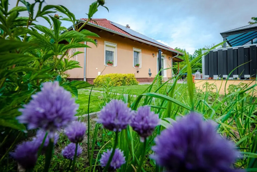 Sunny Garden Pihenőház