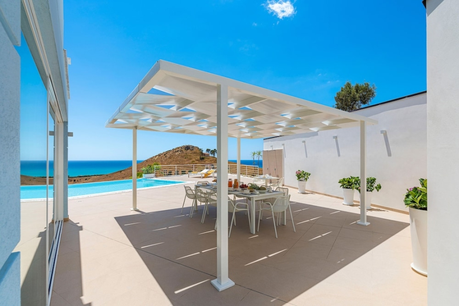 Splendid Villa With Exclusive Jacuzzi Pool and Large Panoramic Terraces