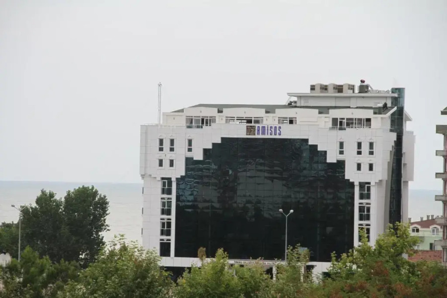 Grand Amisos Hotel