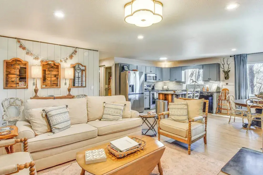 Classy Clayton Home w/ Views < 1 Mi to Downtown!