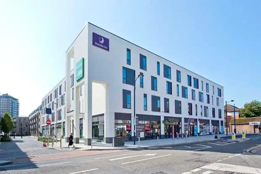 Premier Inn Addlestone