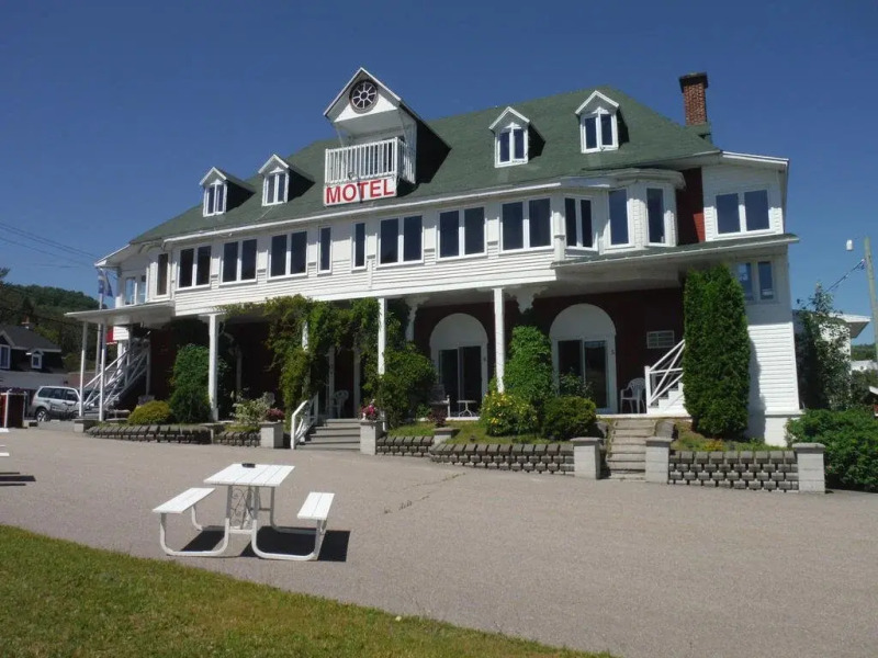 Motel Gentilhommière