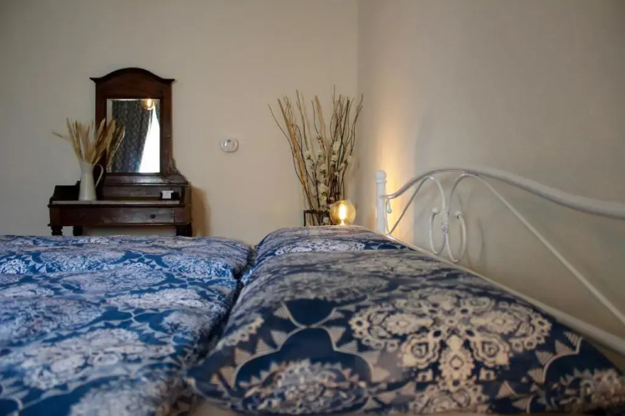 1912 - Blue Room - old town