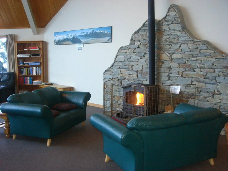 Aoraki Mount Cook Alpine Lodge