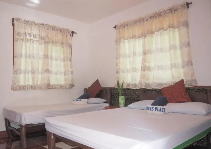 Gustav's Place Silver Beach Dive Resort