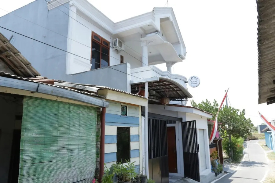 SPOT ON 93189 Rumah Berkah Syariah