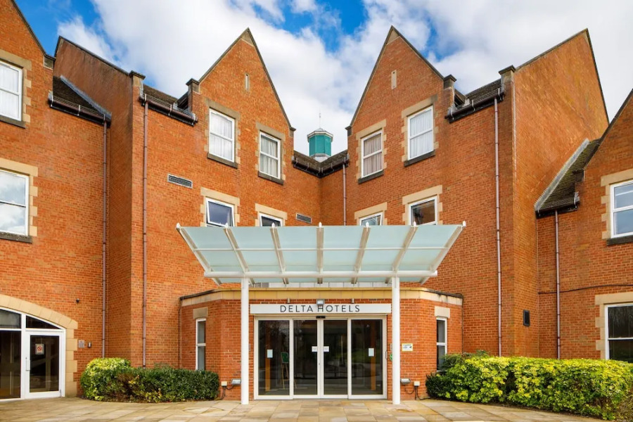 The Cheltenham Chase Hotel - Qhotels