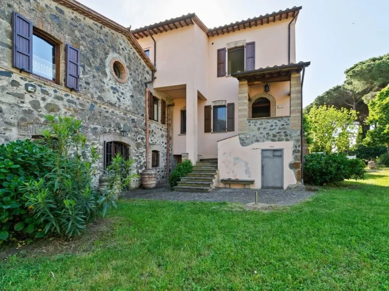 Delightful Holiday Home in Bolsena With Swimming Pool