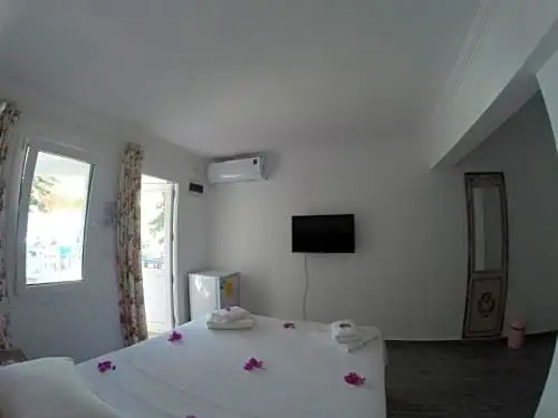 Yelken Bay Beach Hotel