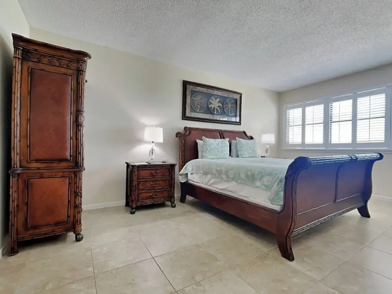 Reflections on the Gulf by VTrips II