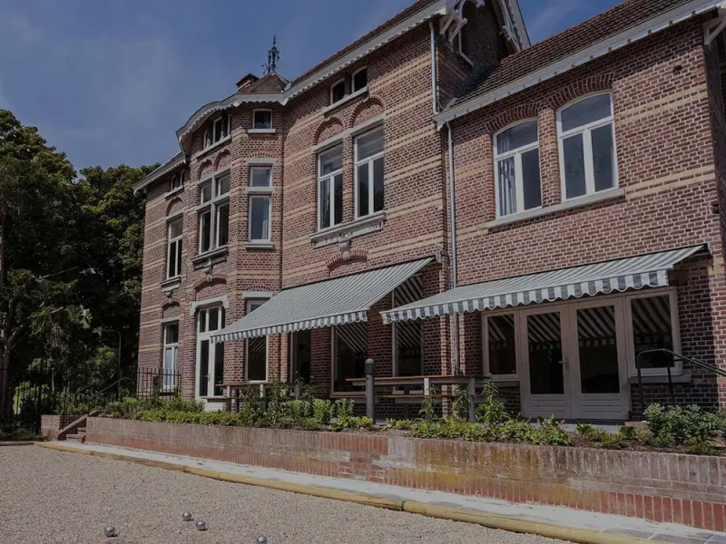 Luxurious Villa in Venray With Garden