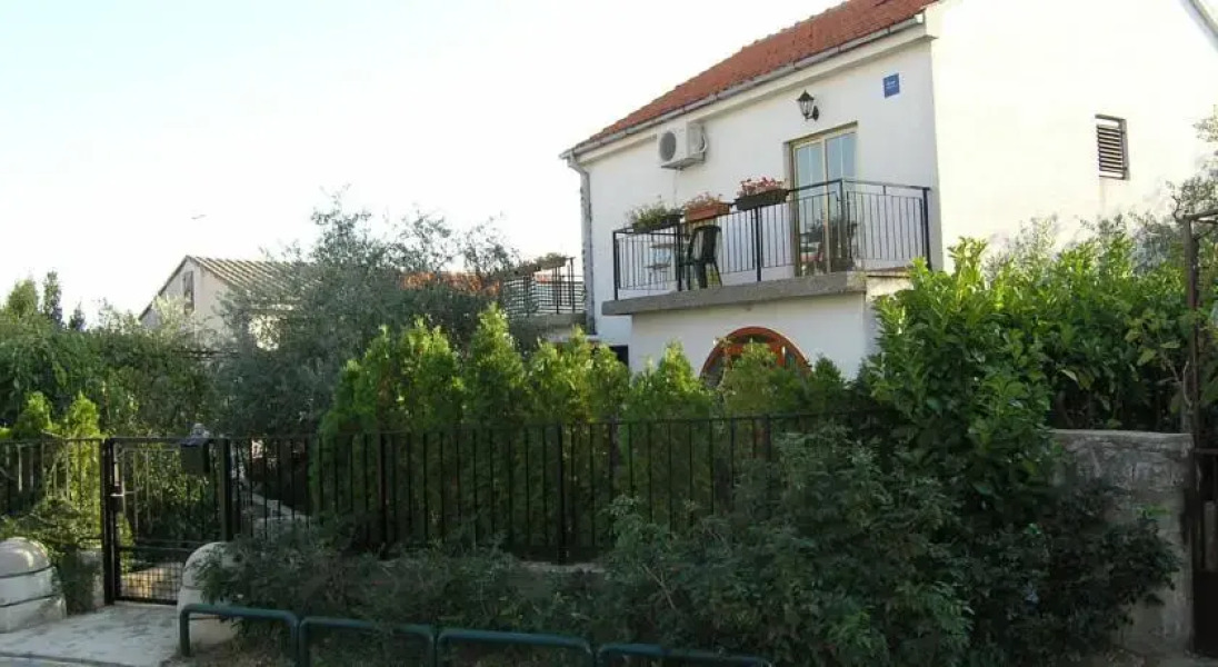 Holiday Home Ratomir