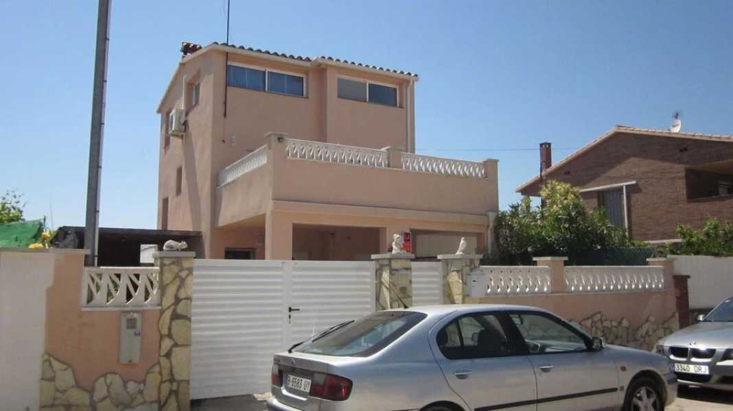 Villa With 4 Bedrooms in Creixell, With Wonderful sea View, Private Pool, Furnished Terrace Near the Beach