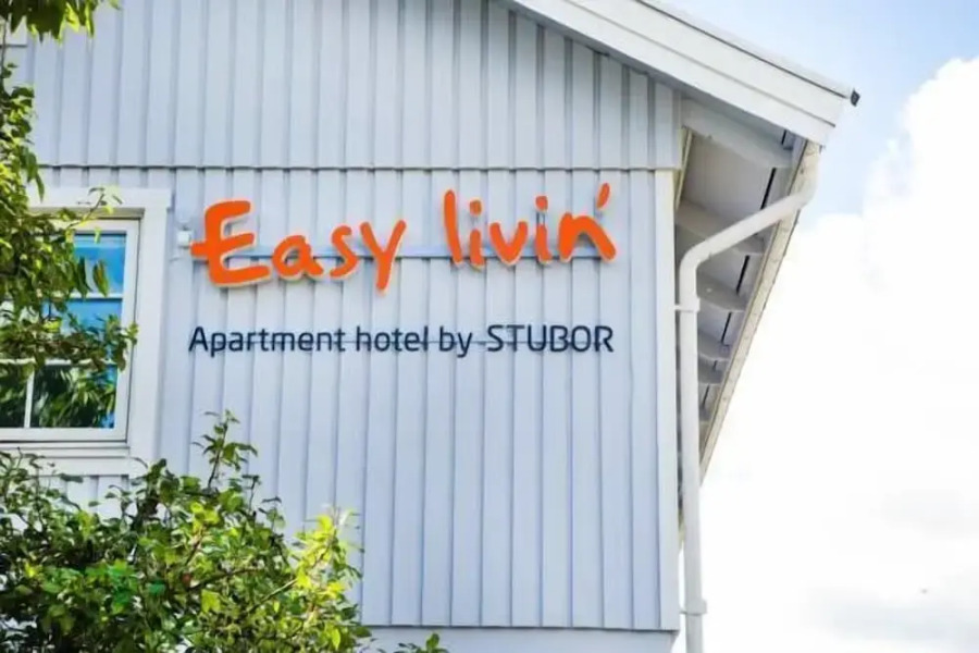 Easy Livin Apartment Hotel by Stubor