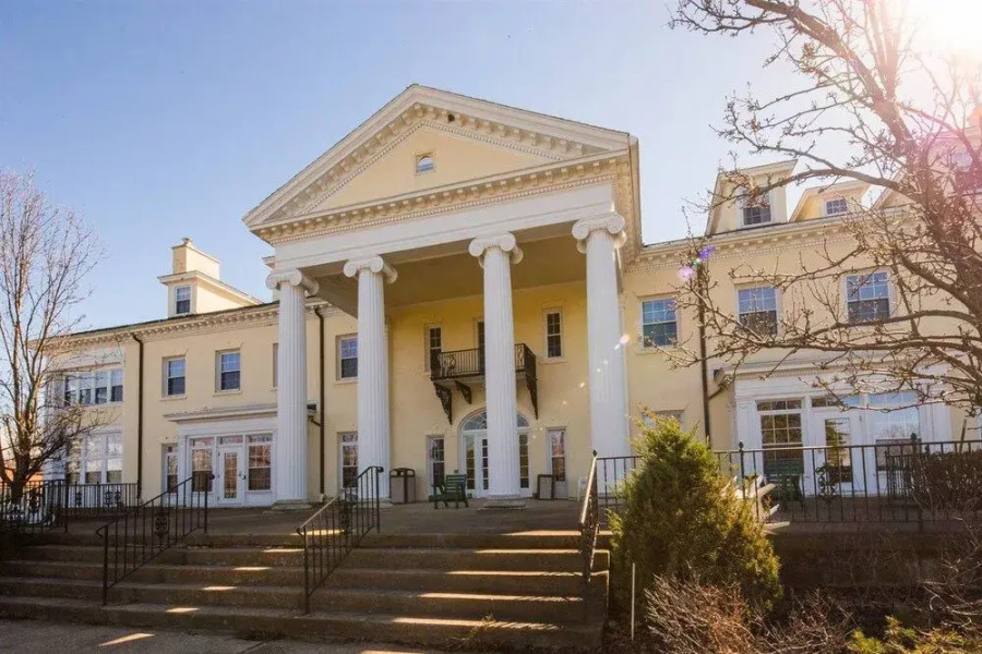 SunCliff on the Lake