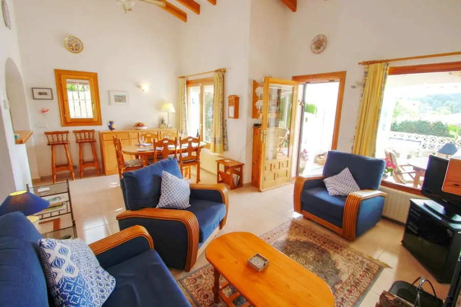 Dina - Mediterranean Bungalow in Moraira