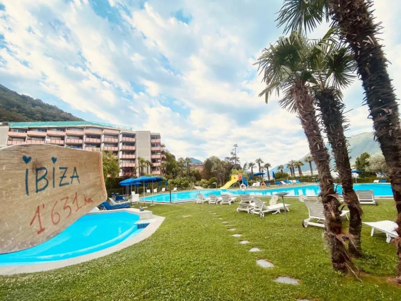 Bissone Lake Apartment 403