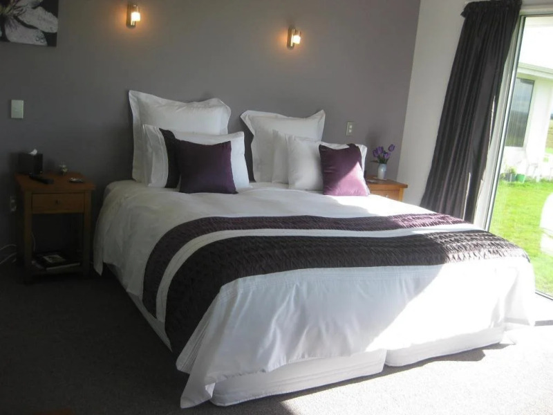 Solace Country House Bed and Breakfast