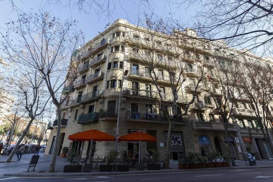 AinB Eixample-Miro Apartments