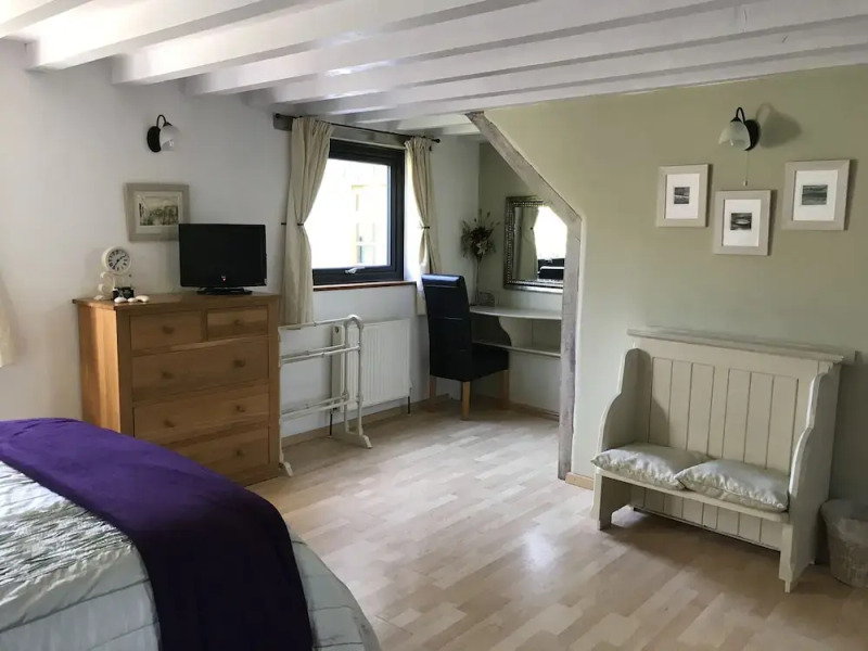 1-Bed Apartment Sleeps 2 - Patio -Bbq - Hot Tub