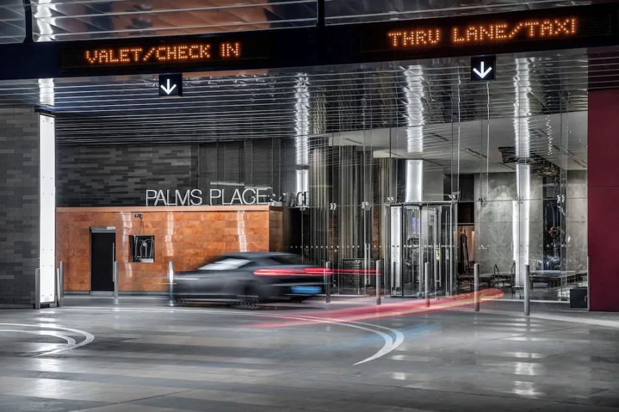 StripViewSuites at Palms Place Penthouses