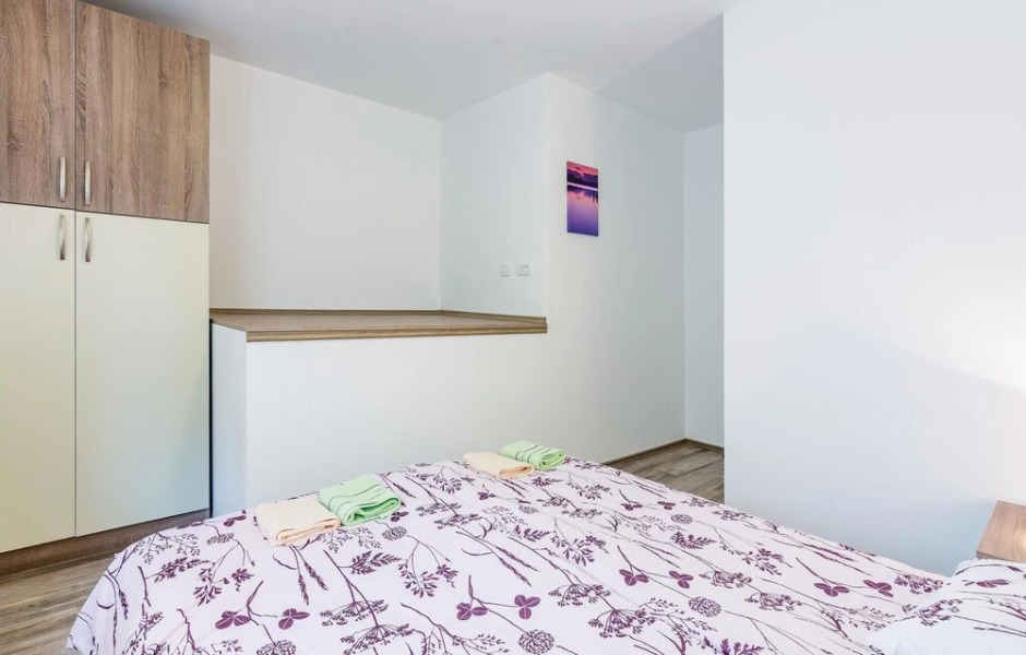 Nice Home in Rovinjsko Selo With Wifi and 4 Bedrooms