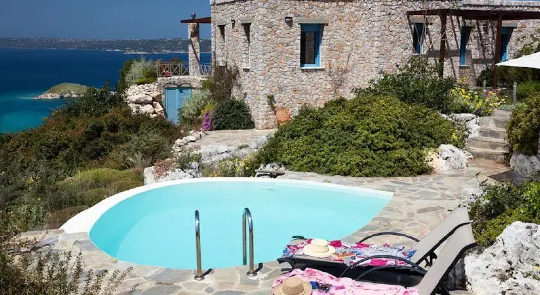 Daedalos & Ikaros Villas