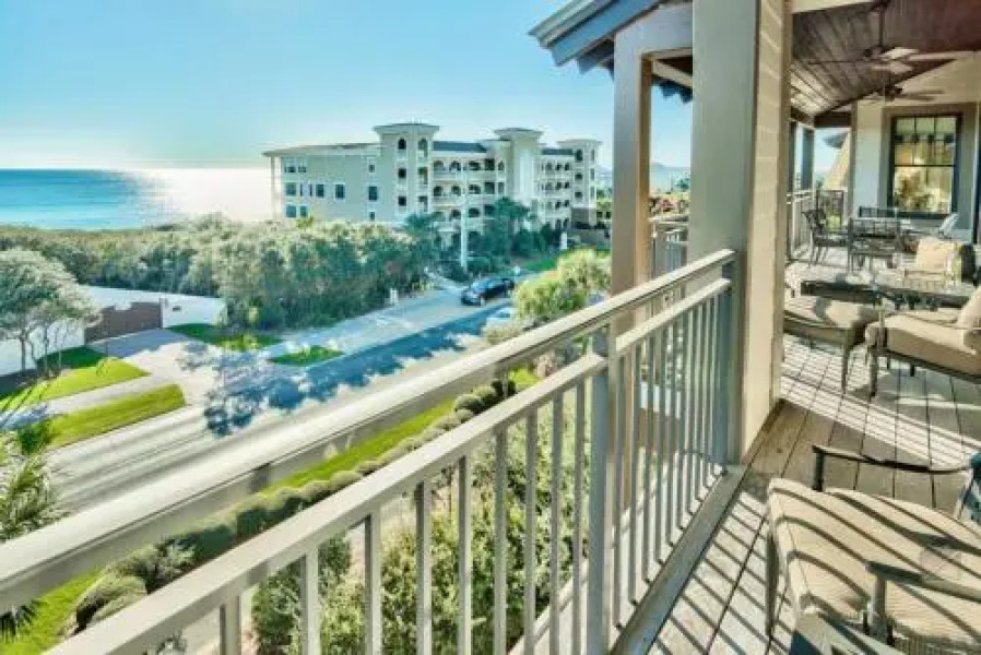 Sea Breeze at Waterhouse by RedAwning