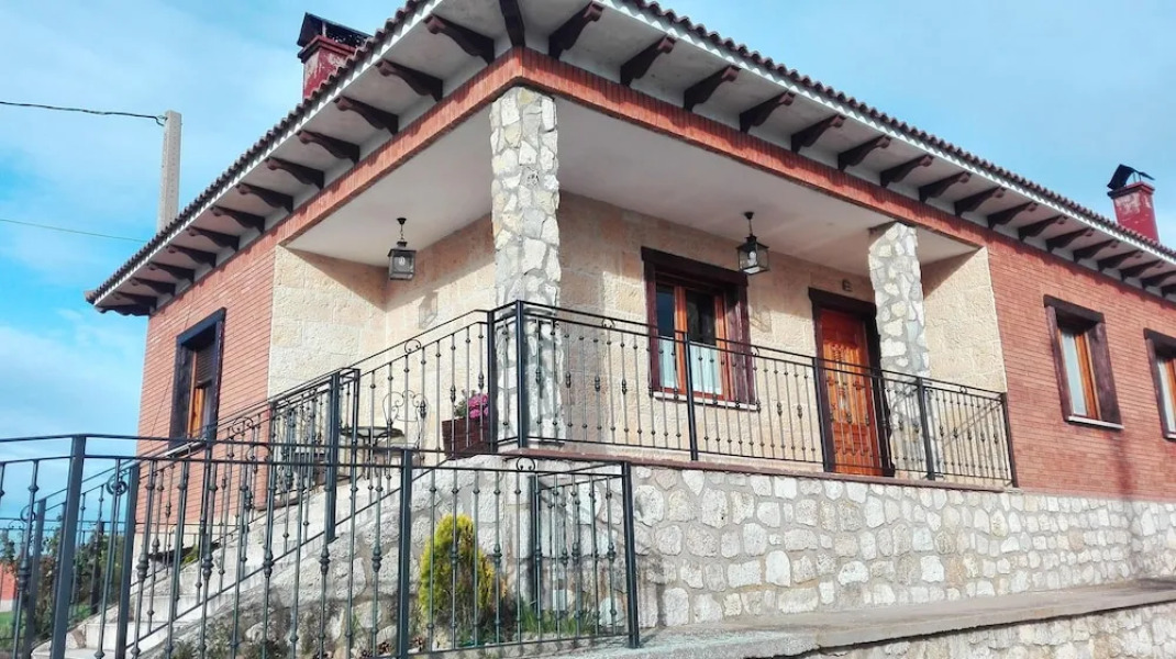 House With 3 Bedrooms in Peral de Arlanza, With Enclosed Garden
