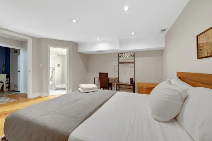 4 BDRM Garage Parking Patio Society Hill