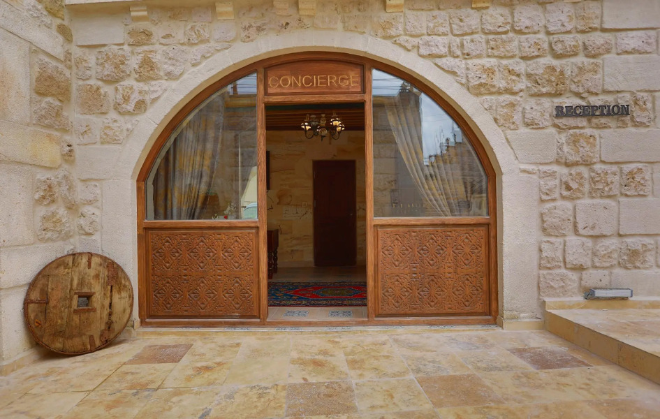 Ada Cave Suites Hotel