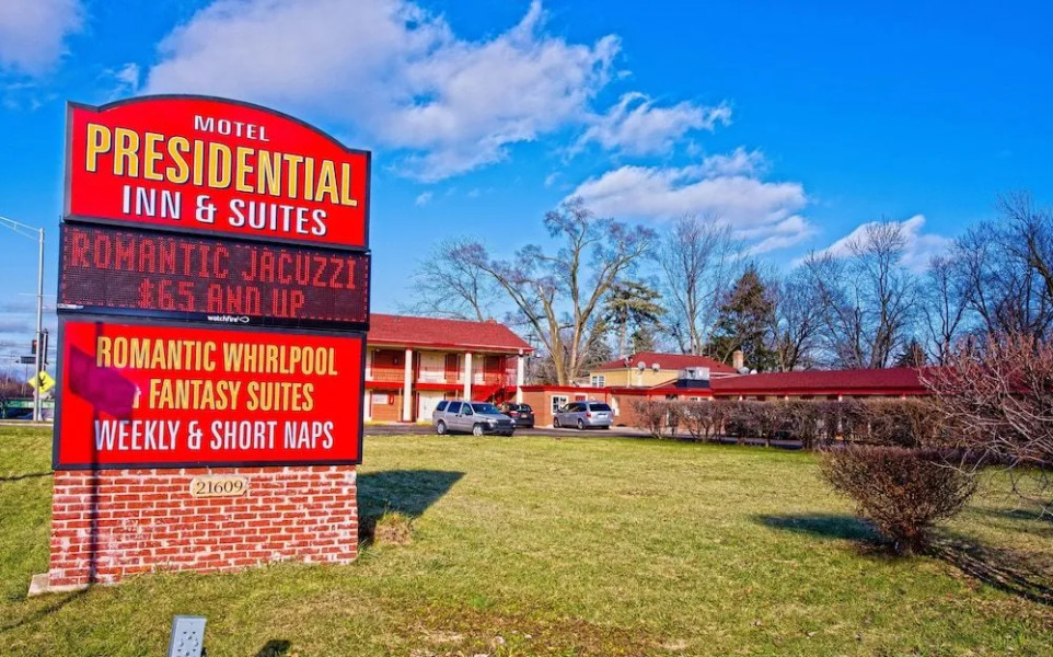 Presidential Inn & Suites