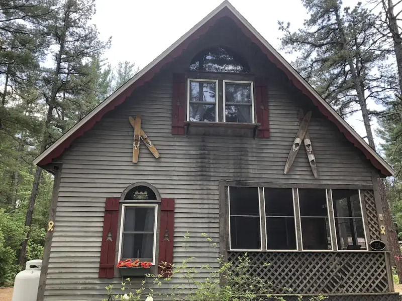 4 Bedroom 1 Bathroom Chocorua Beach