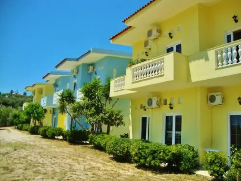 Meraki Apartments and Studios