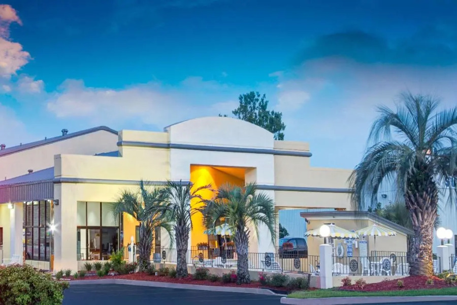 Days Inn By Wyndham Ladson Summerville Charleston