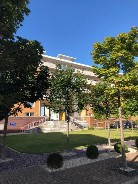 Hansen House Cardiff Apartment with Parking