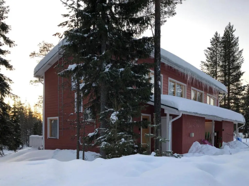 Pyhäkoti Holiday Home