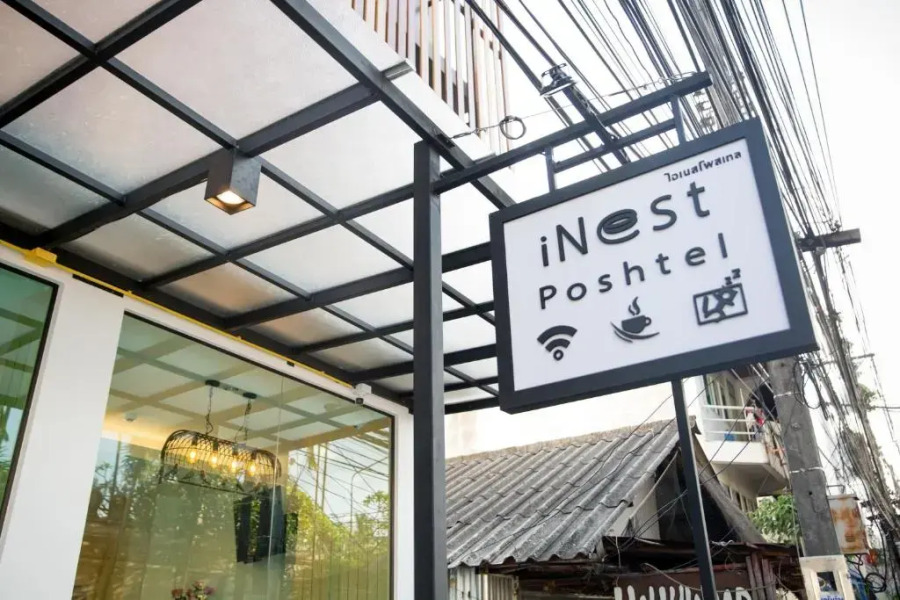 iNest Poshtel - Hostel