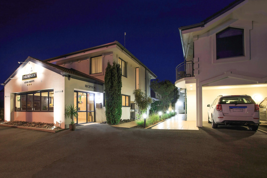 DeLorenzo's Studio Apartments