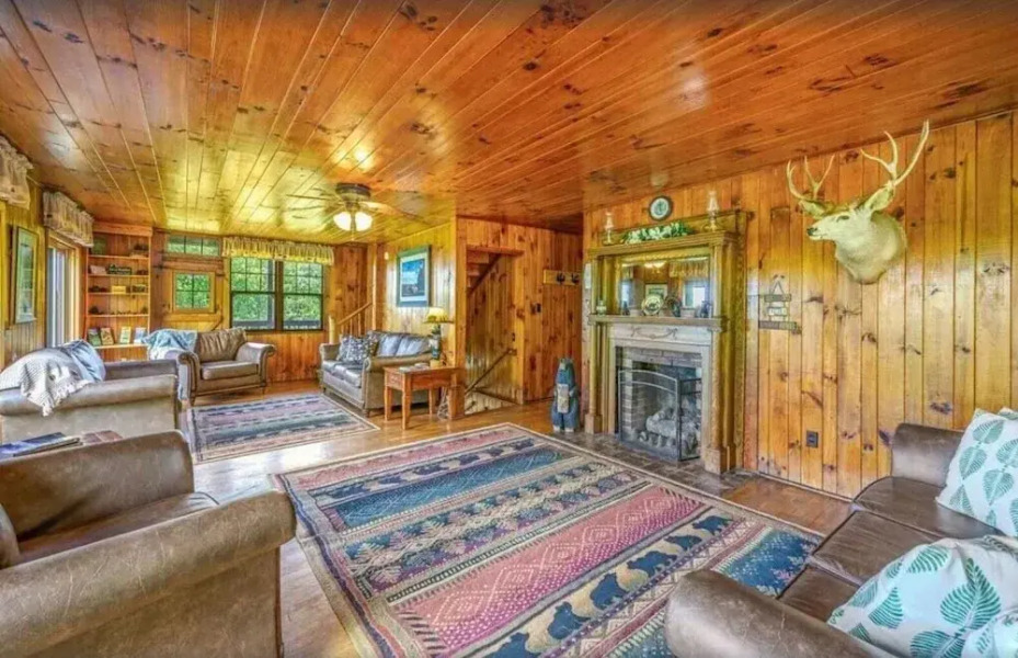 Little Greenbrier Lodge