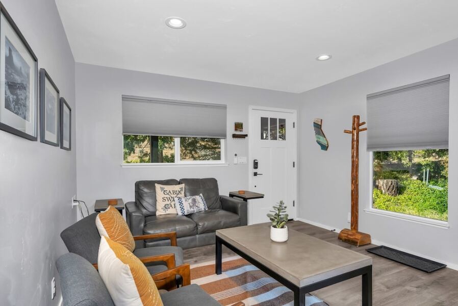 Modern 2bd Cabin With Stunning Views of Bass Lake