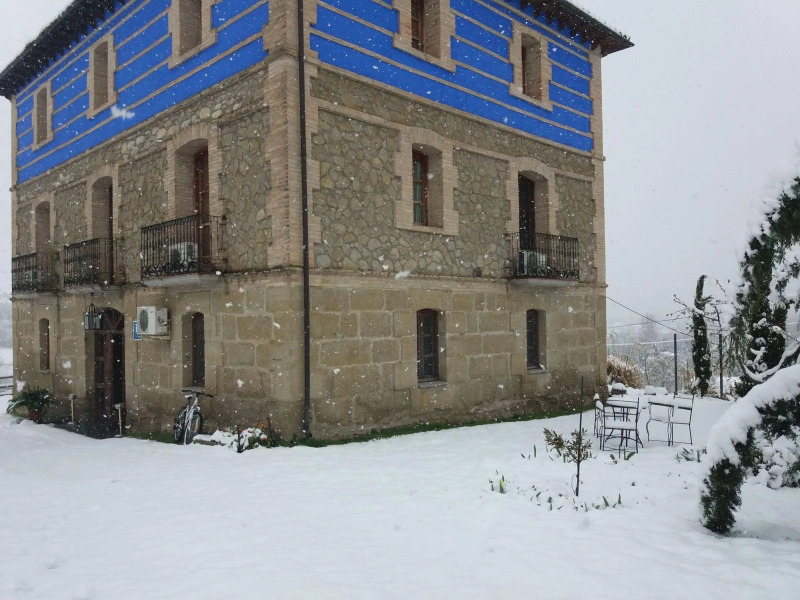 Bodegas de Arnés - Adults Only