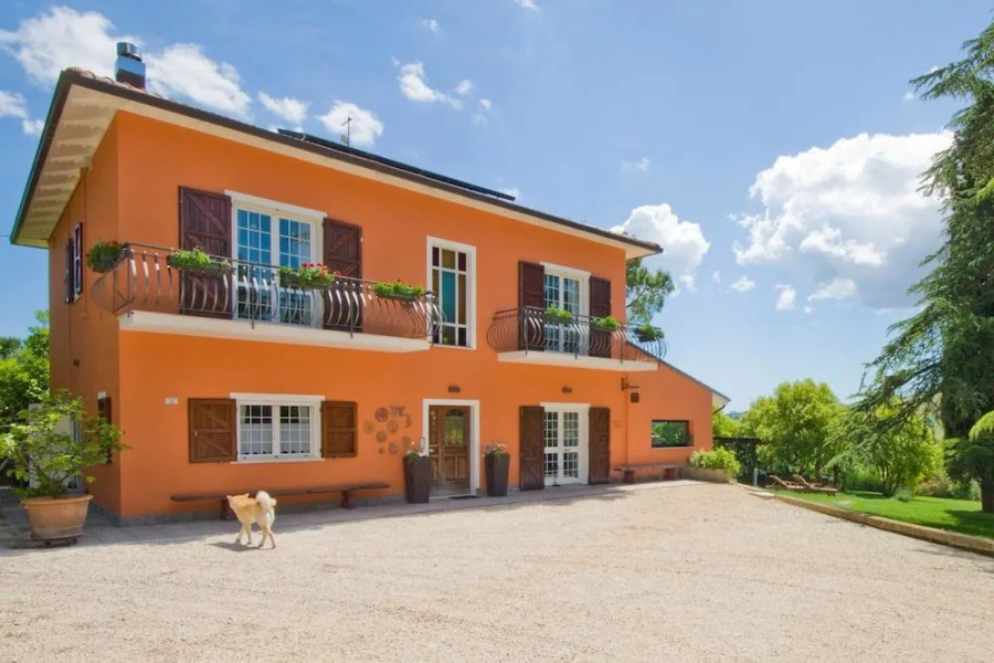 Bellafiora Bed & Breakfast