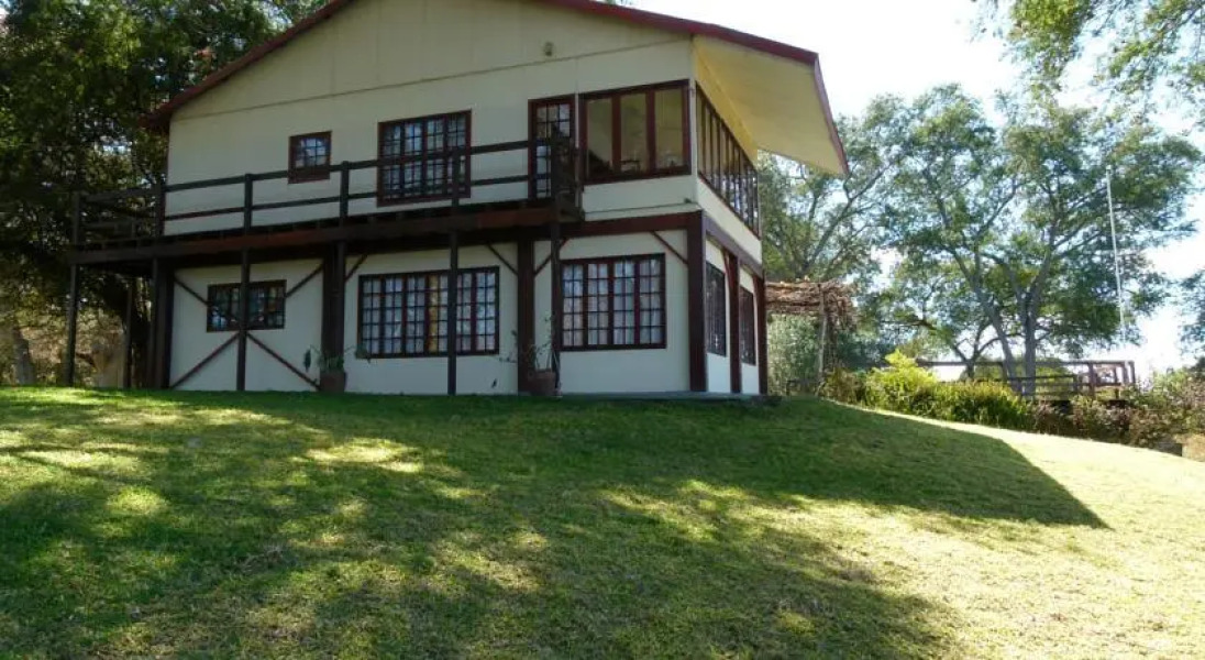 Kayube Zambezi River House