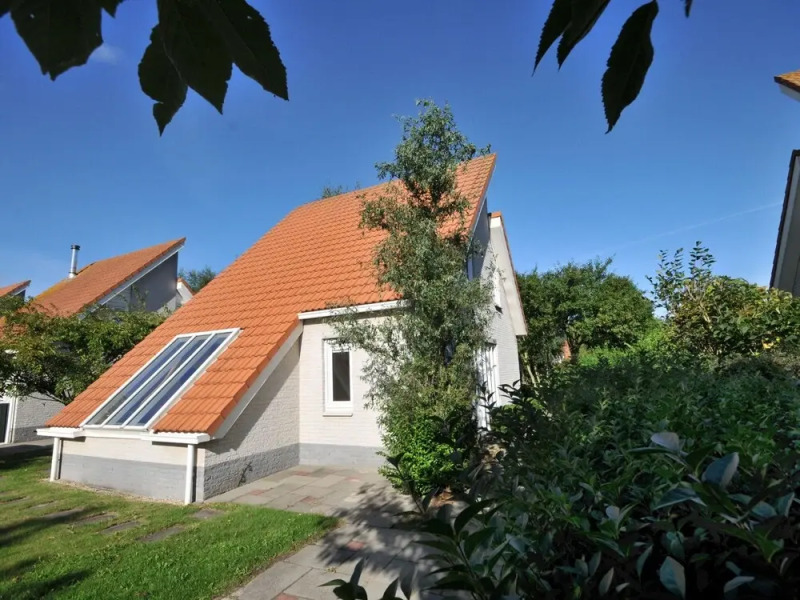 Detached Villa With Microwave, 1 km. From the sea and Beach