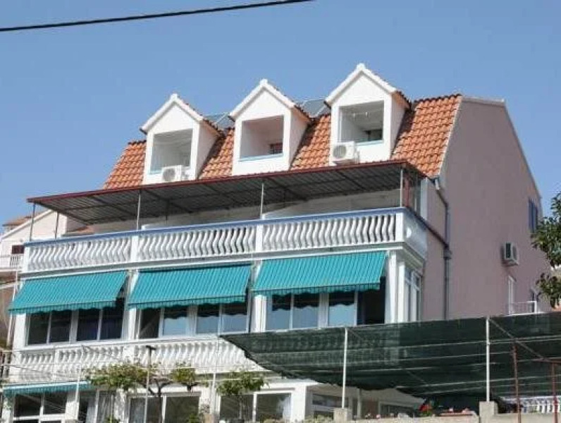 Apartments Barbara Tisno