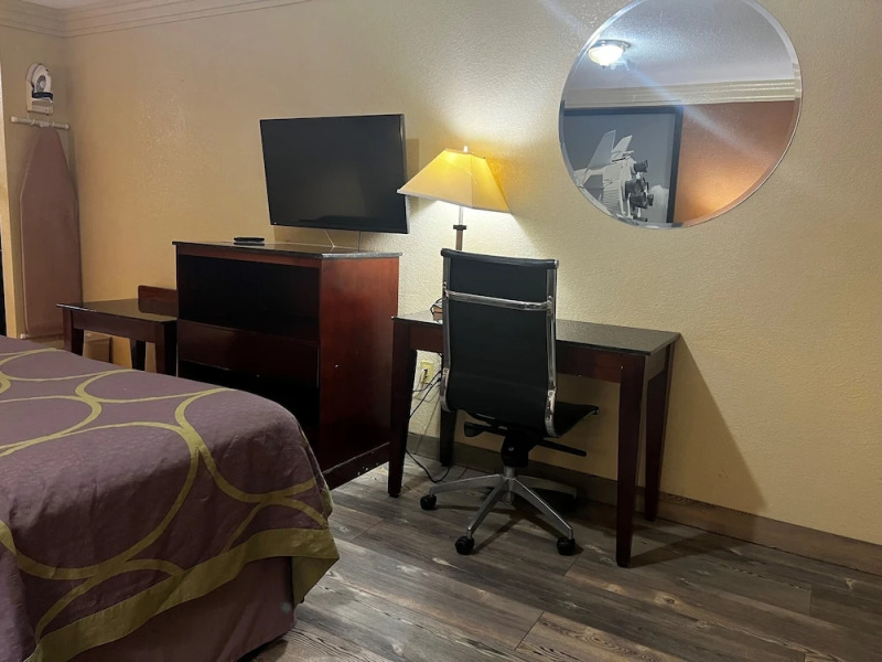 Super 8 Houston West Katy