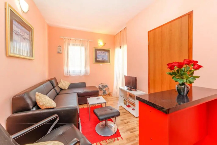 Holiday Home & Apartments Primavera