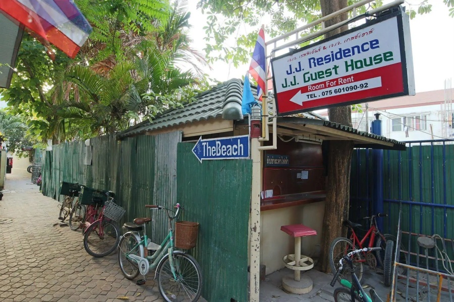 JJ Residence