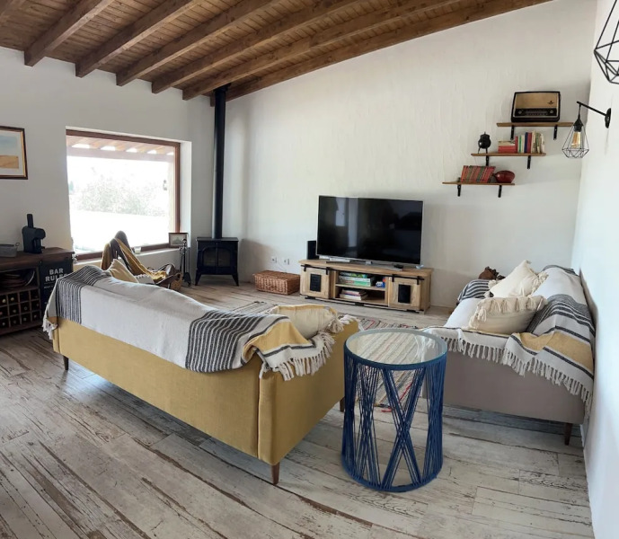 Impeccable 3-bed House in Portel